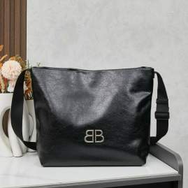 Picture of Balenciaga Handbags _SKUfw184401646fw